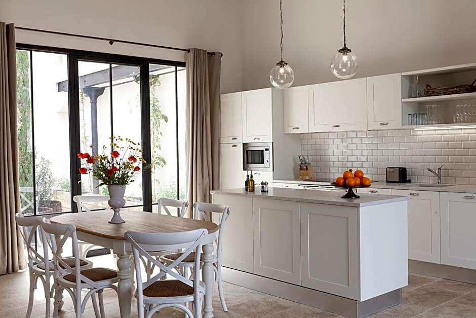 Château St Pierre de Serjac