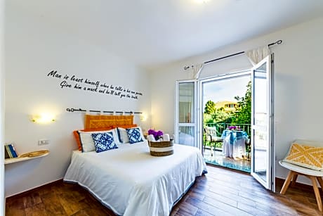 Triple Room with Balcony
