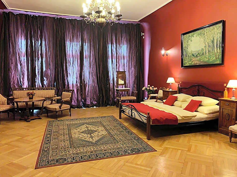 Small Luxury Palace Residence