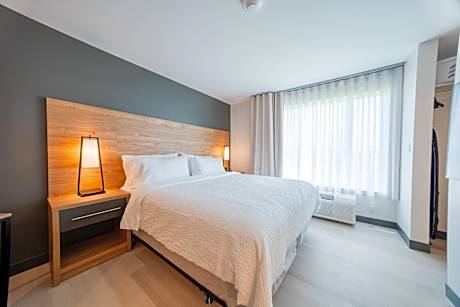 Candlewood Suites Trois Rivieres Ouest By IHG
