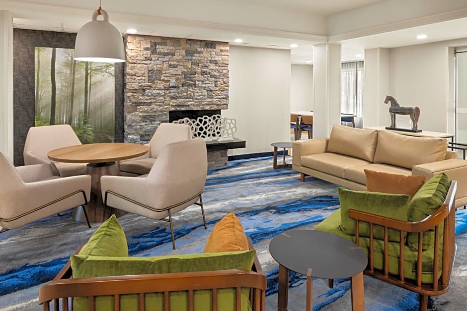 Fairfield Inn & Suites by Marriott Columbus East