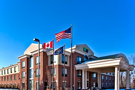Holiday Inn Express Hotel & Suites - Novi By IHG