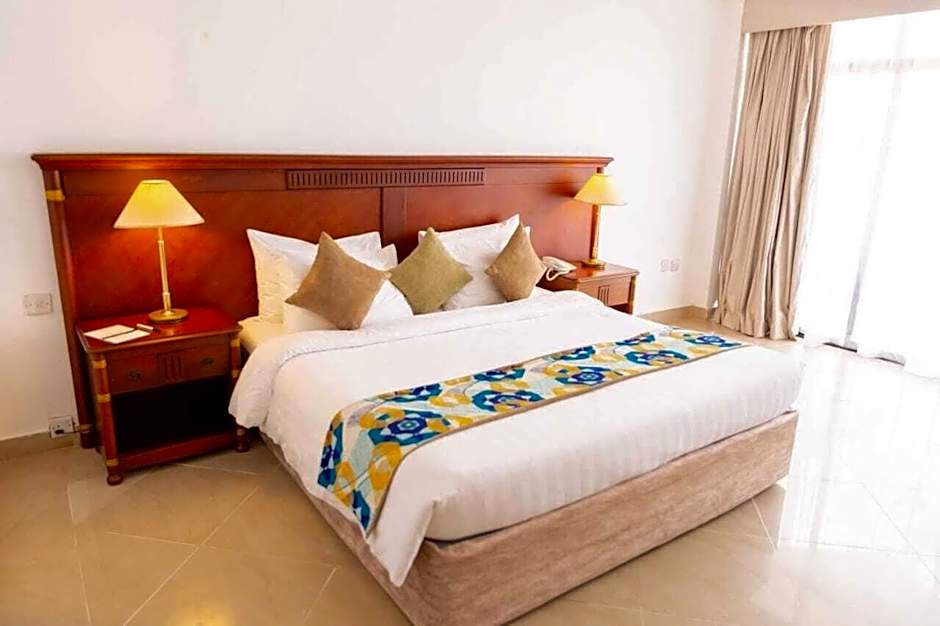 Golden Tulip Dar Es Salaam