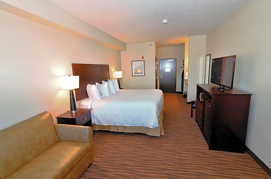 Cobblestone Inn & Suites - Holstein