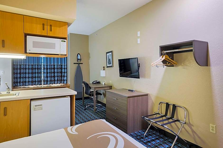Sonesta Essential Hotel Blue Springs