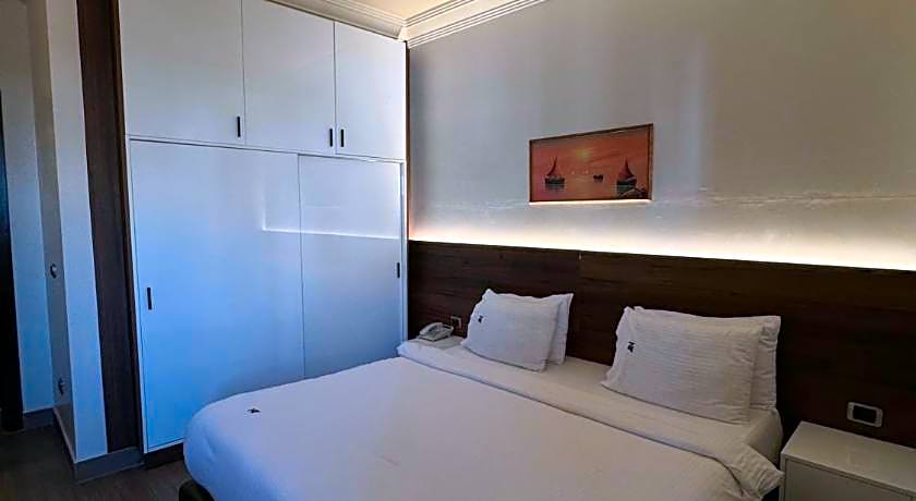 Ny Suites