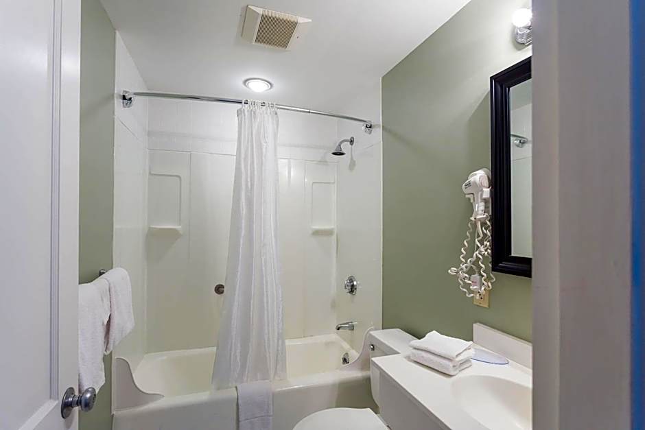 Quality Inn & Suites Gorham White Mountains