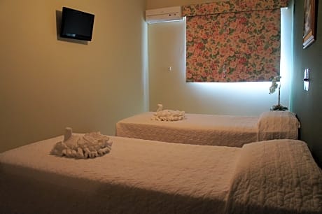 TWO SINGLE BEDS STANDARD