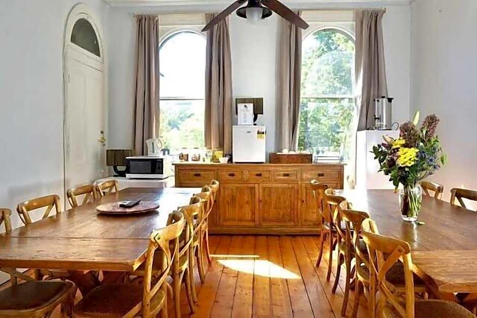 The Grand Hotel Healesville