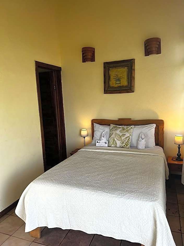Hotel La Colina