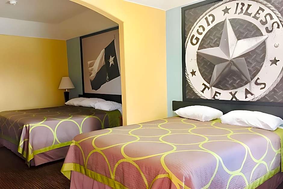 Quality Inn Montgomery - Lake Conroe