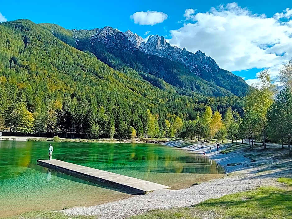 Rooms Barovc by the Lake Jasna