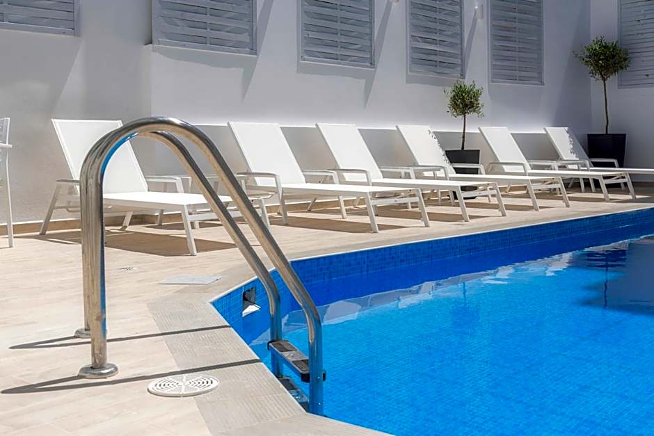 Naiades Marina Hotel