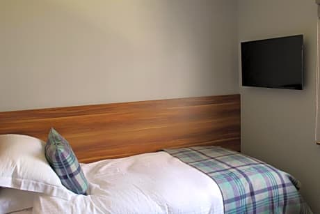 Standard Single Room with Shower