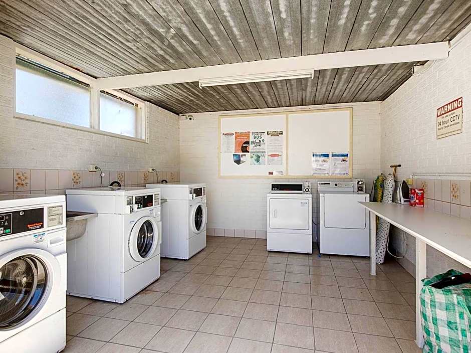 Twin Waters Caravan Park