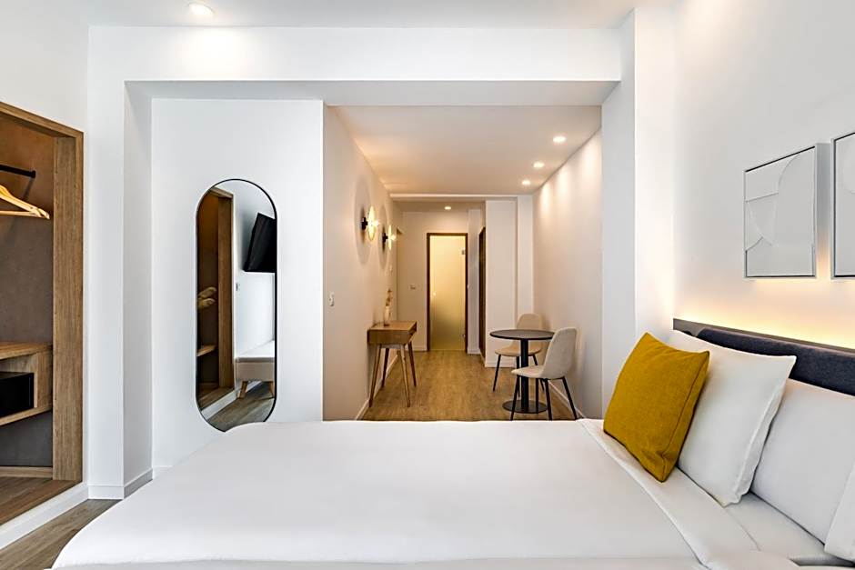 Hotel Adonis Pelinor