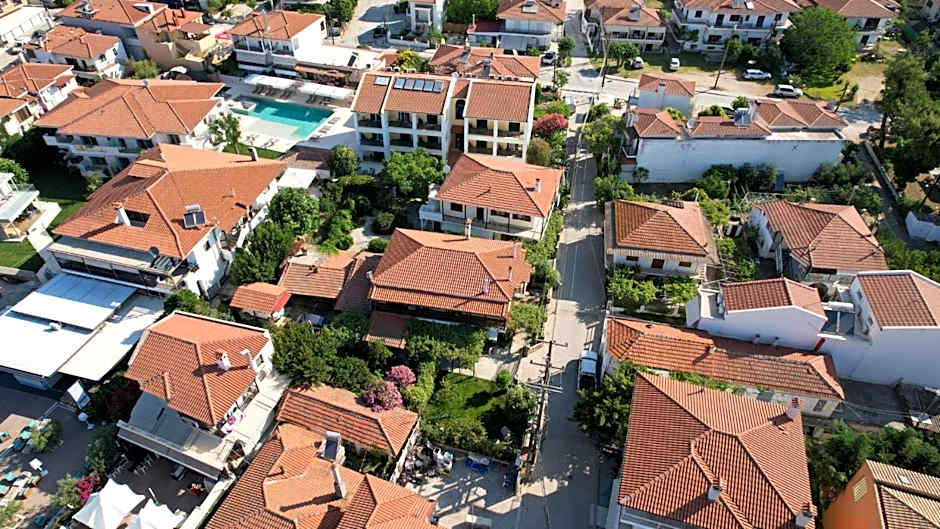 Studio Nikiti Beach