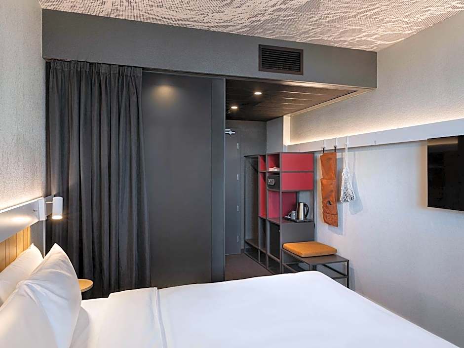 ibis Kyiv Beresteiska