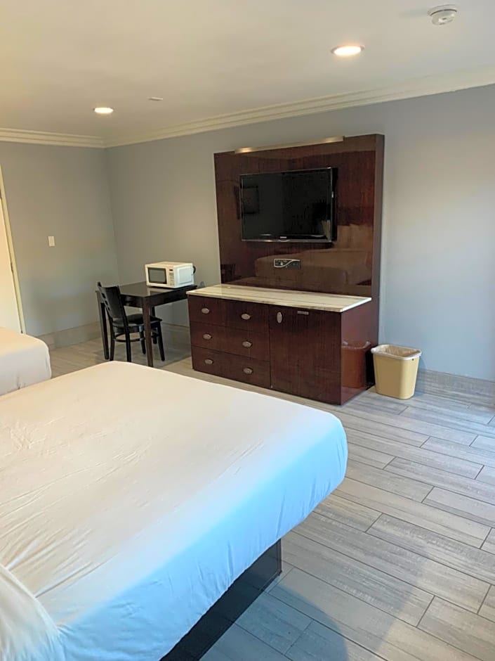 Willow Tree Inn & Suites