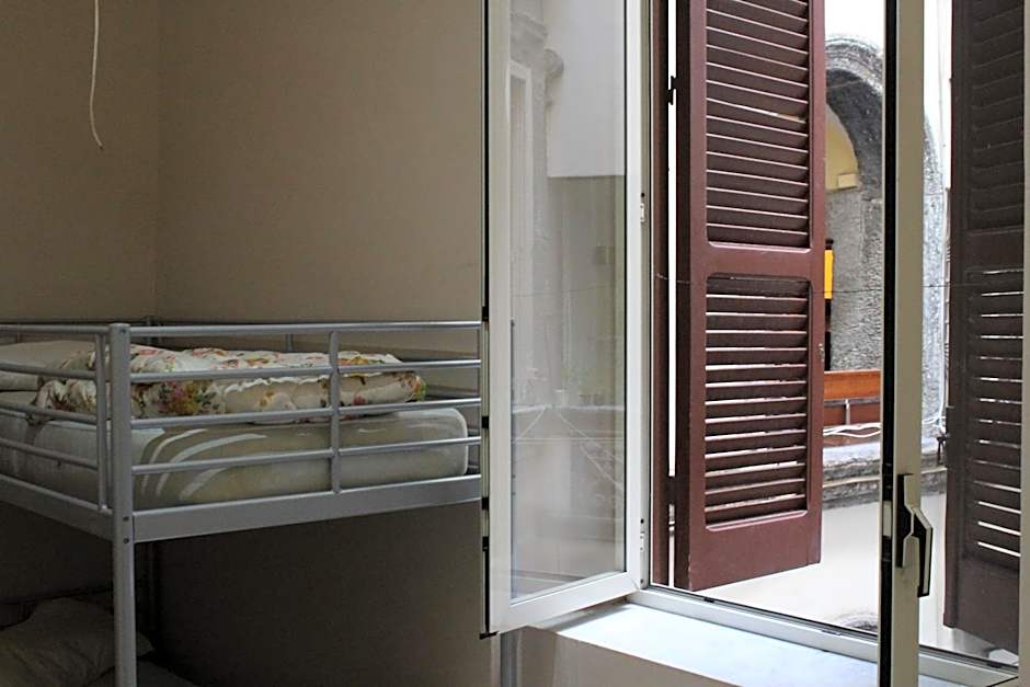 Naples Pizza Hostel