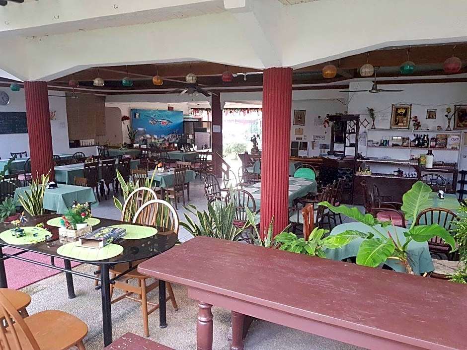 Harman Suites Moalboal