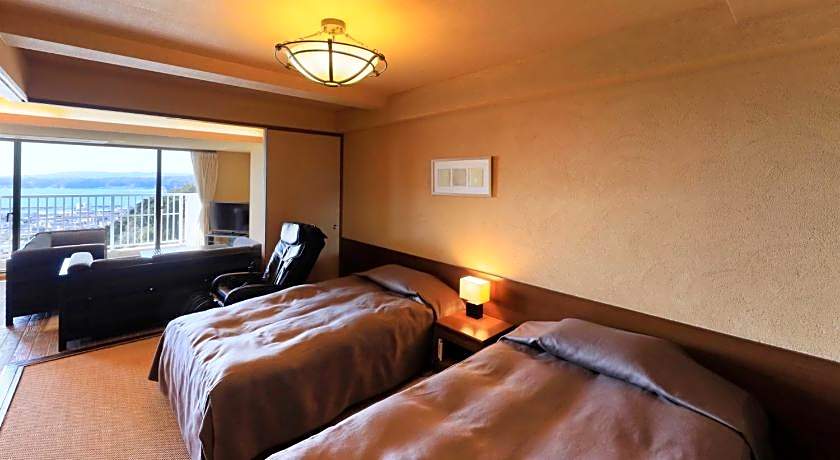 Katsuura Hilltop Hotel & Residence