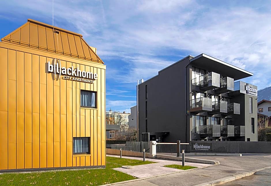 Blackhome Innsbruck City East I contactless check-in