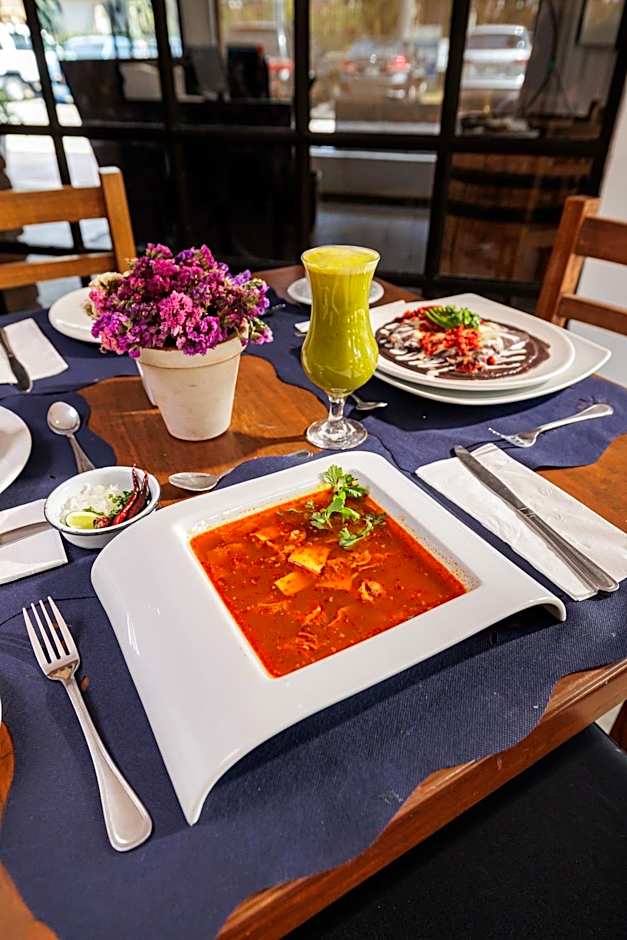Hotel Suites México Plaza León Campestre