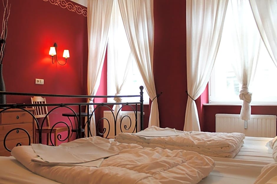 Hostel Louise 20