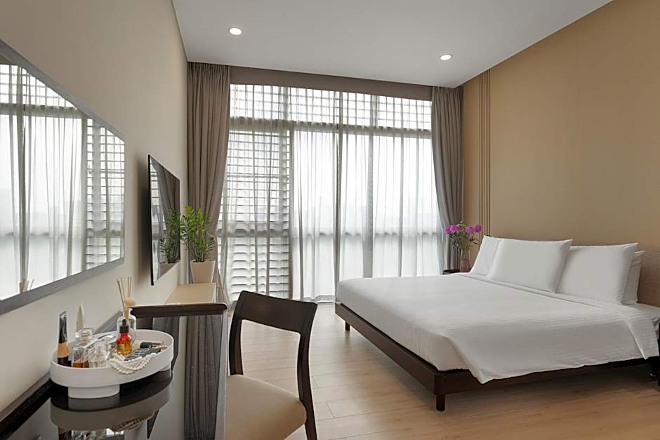 Crescent Residence 1