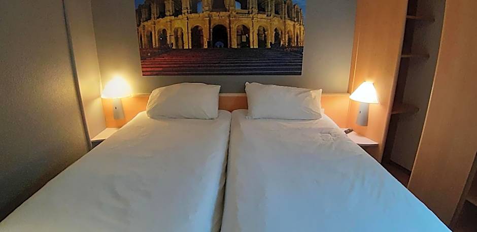 Ibis Arles