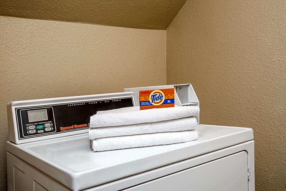 Days Inn by Wyndham Los Angeles LAX/VeniceBch/Marina DelRay