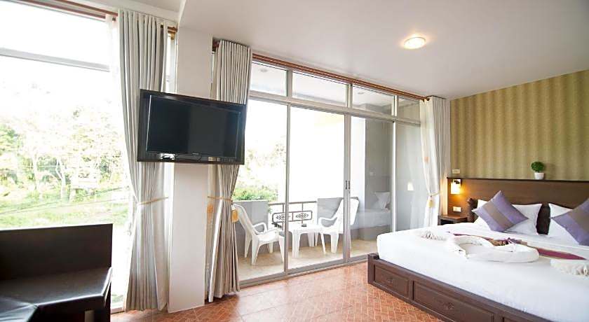 Lanta Nice Beach House