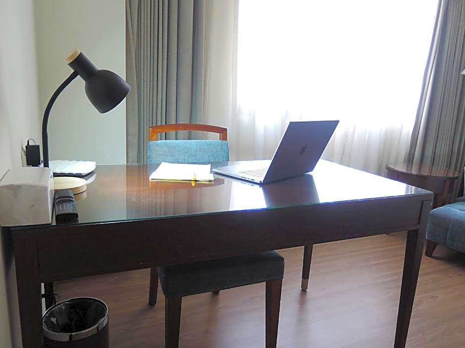 CHECK inn Taipei Neihu