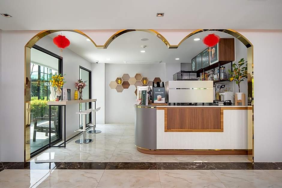 Crystal Srivaree Suvarnabhumi Hotel