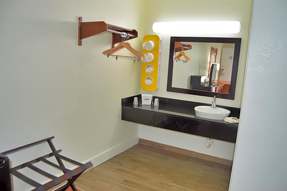 Americas Best Value Inn Hardeeville