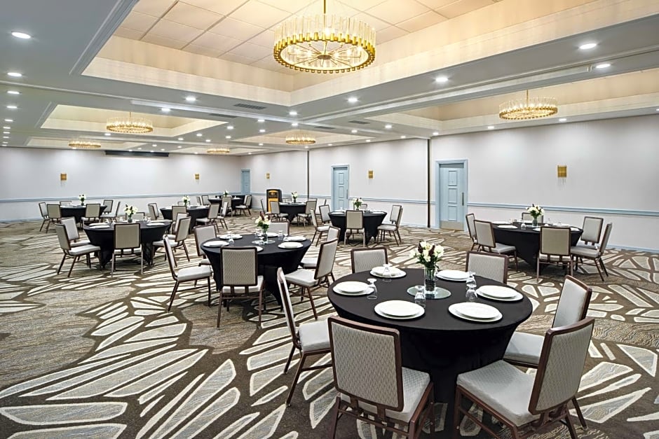 DoubleTree by Hilton Rocky Mount