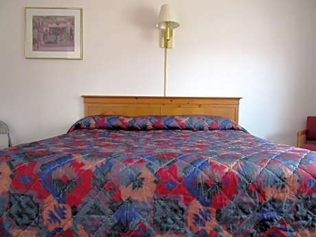 Deluxe Two-Bedroom Suite