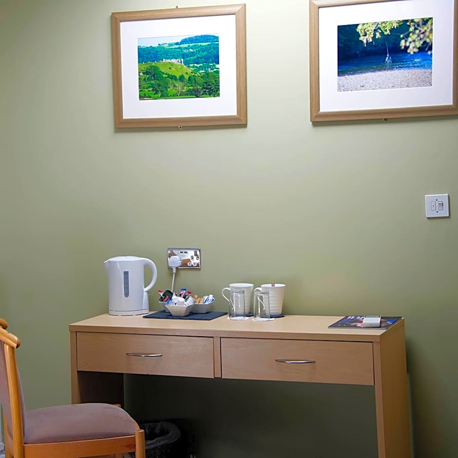 Rose and Crown Hotel