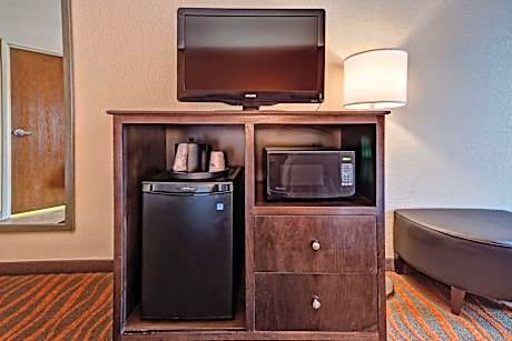 King Room - Mobility Access/Non-Smoking
