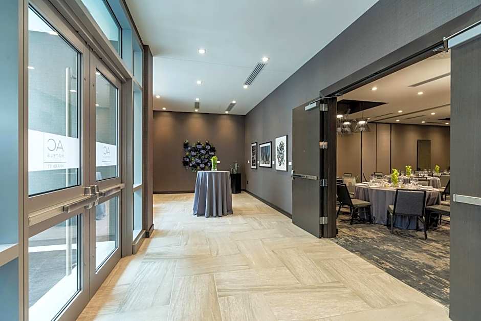 AC Hotel by Marriott Boston Cleveland Circle