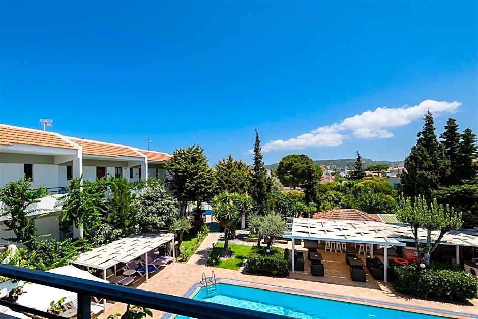 Terinikos Sunny Garden Hotel & Junior Suites