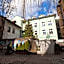 Crystal Suites Chez Helena