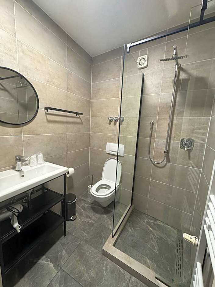 Landhotel "Schwarzach am Main"