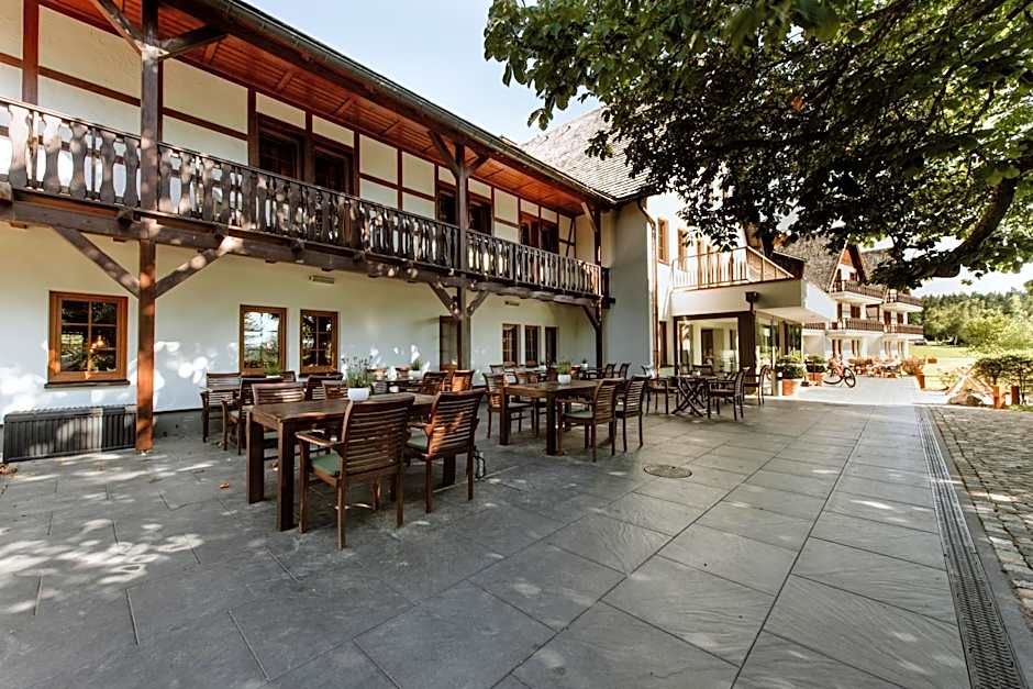 Waldhotel Kreuztanne