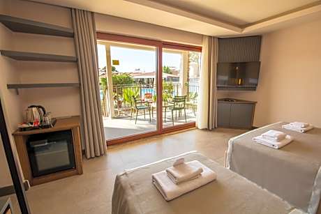Superior Triple Room