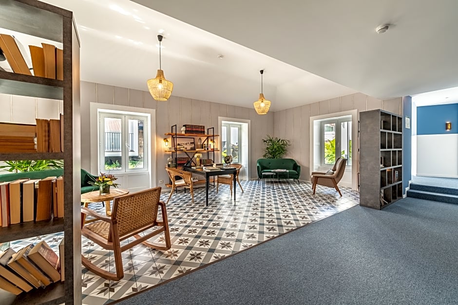 Pestana Fisherman Village