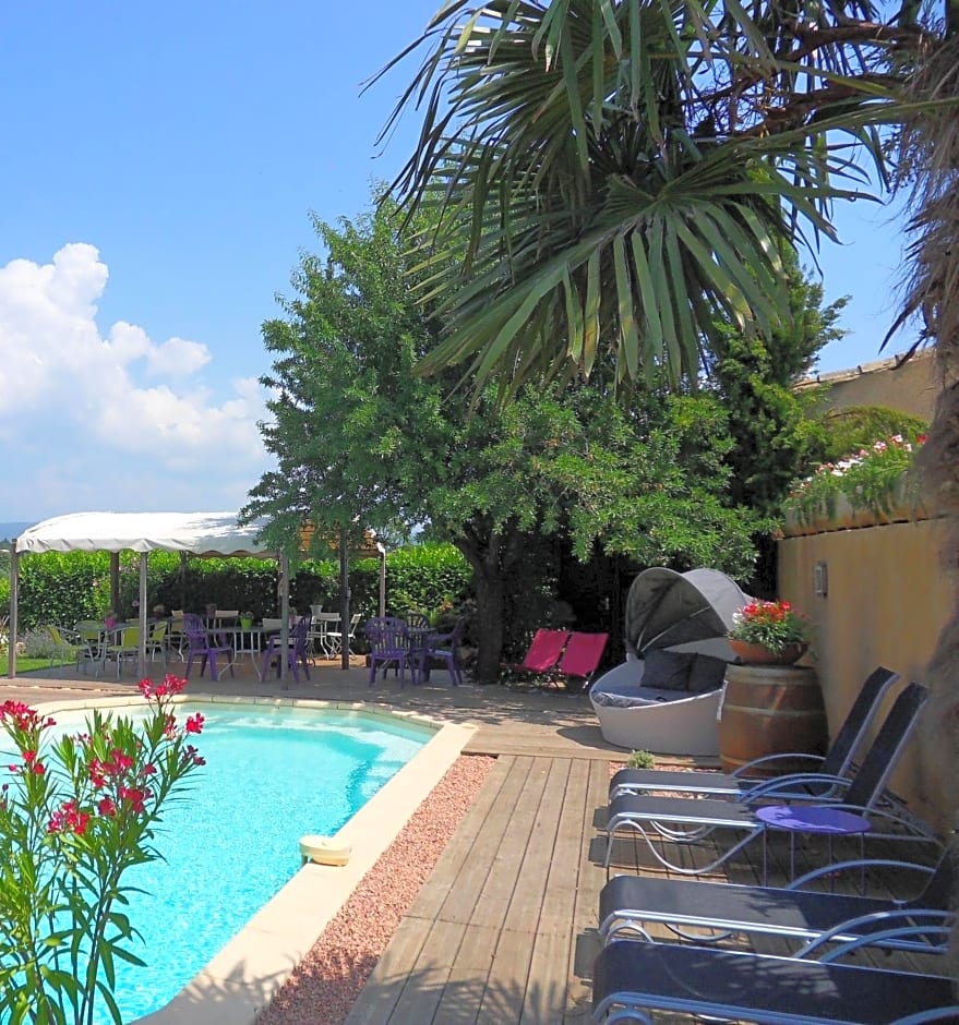 Le Jardin d'Ivana Chambres d'hôtes B&B avec Piscine chauffée