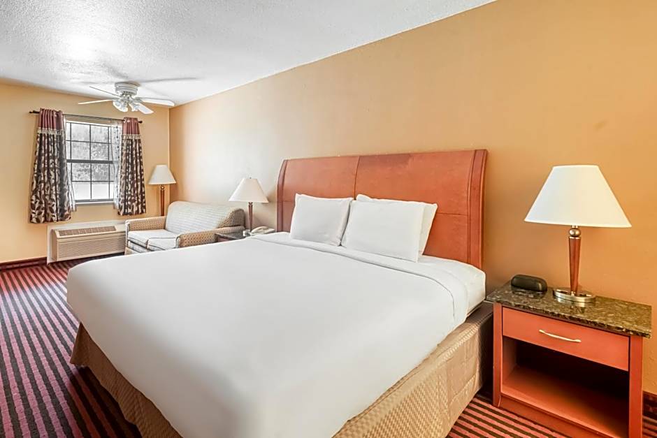 OYO Hotel Jefferson TX Hwy 59