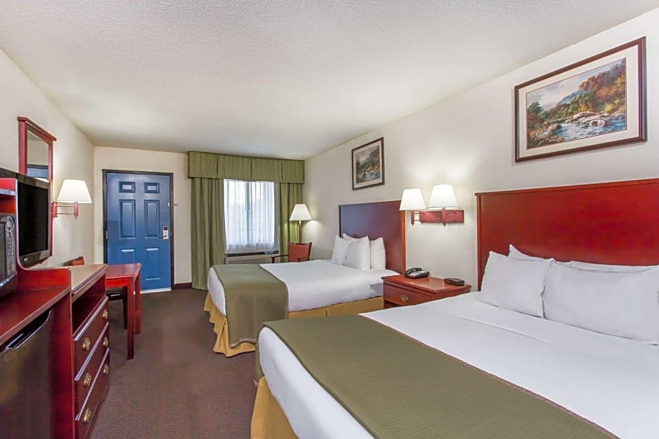 Baymont Inn & Suites